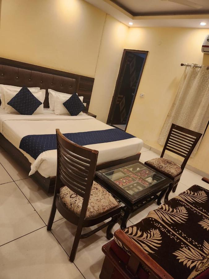 Hotel City Lite Delhi Neu-Delhi Exterior foto